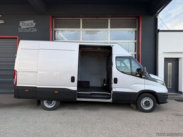 Komercijalno vozilo sa visokim krovom IVECO Daily 35S18 Hoch Klimaautom. Tempomat Unfallfzg.