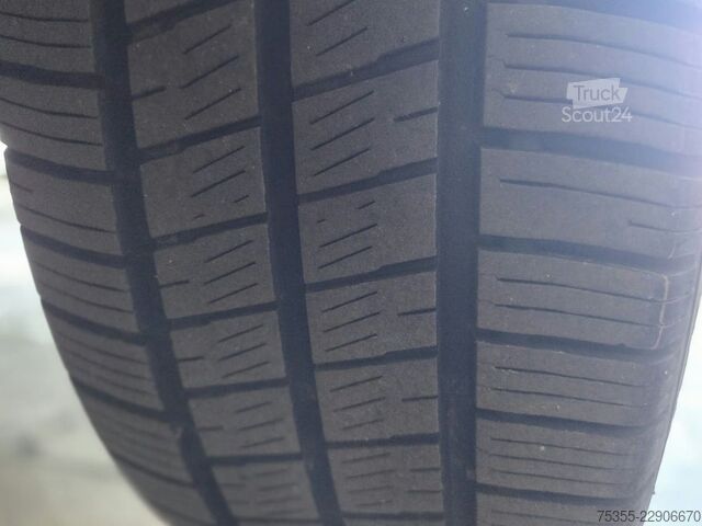 Komercijalno vozilo sa visokim krovom IVECO Daily 35S16 Hochdach Klimaautom. PDC hinten