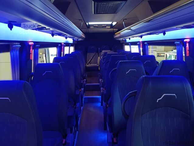 Autobus MERCEDES-BENZ Sprinter 519