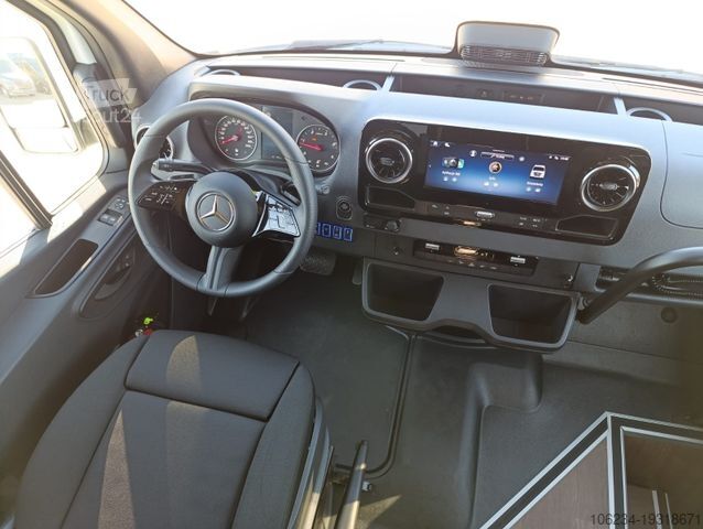 Autobus MERCEDES-BENZ Sprinter 519