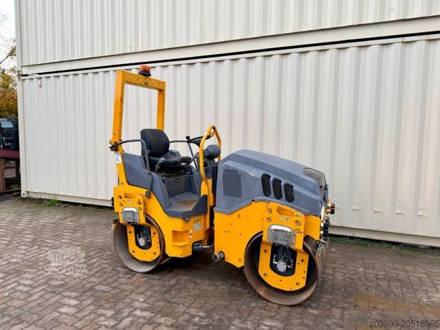 Walzenzug HAMM HD10VV / 2016 BJ / 1.235 H /  2.475 KG