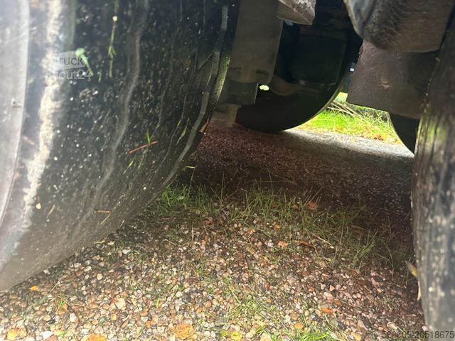 Walking floor semitrailer SCHWARZMÜLLER J-serie