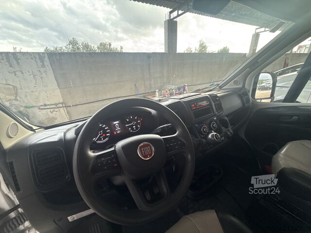 Kemperis/kemperis automobīlis Fiat Ducato Weinsberg Carabus 600 K | 2023| EURO 6 | Professioneller Verkäufer