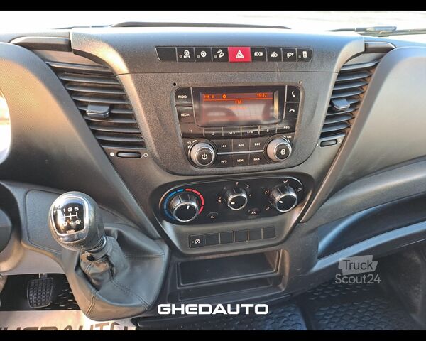 Minibüs IVECO Daily V 35.12 2019 - daily 35 C12 3000 cab. E6d-temp