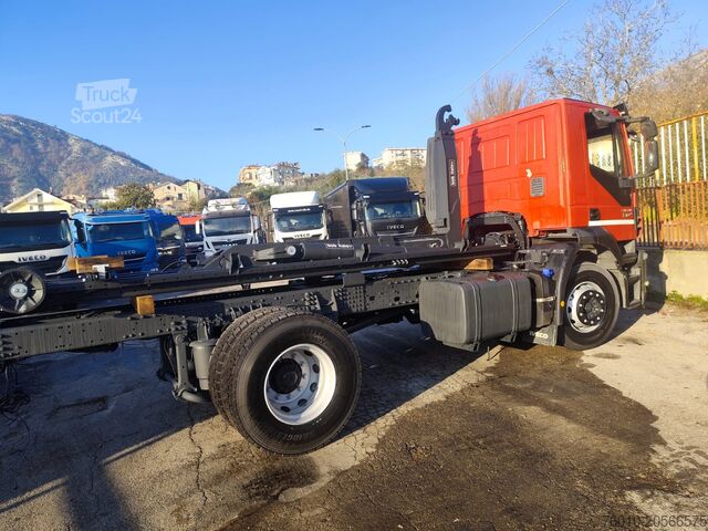 Kanca kasalı yük kamyonu (roll-off) Iveco Stralis 190S31