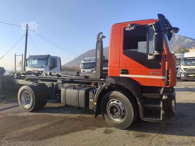 Kanca kasalı yük kamyonu (roll-off) Iveco Stralis 190S31