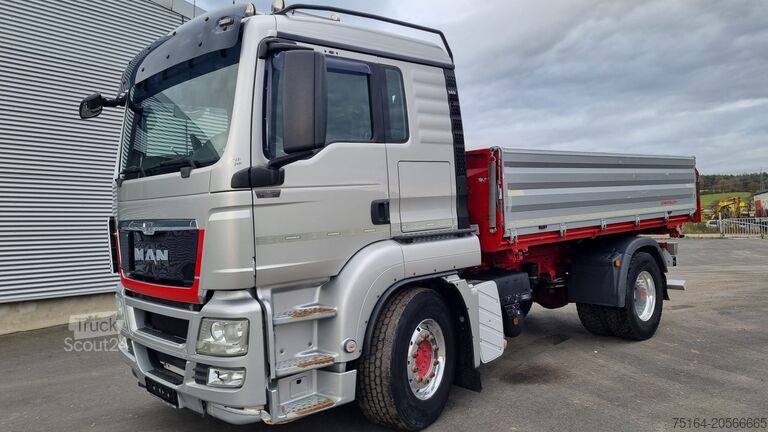 Camion à trois côtés basculants MAN TGS 18.480 BB 4x2