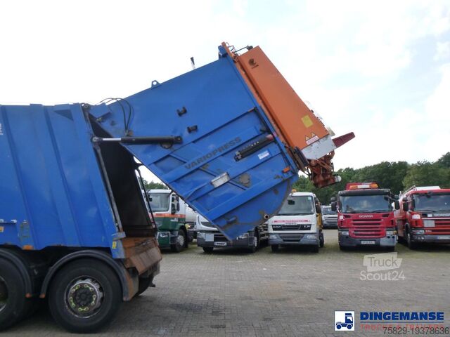 Vehículo de recogida de basuras Mercedes Econic 2629 6x2 RHD Faun refuse truck