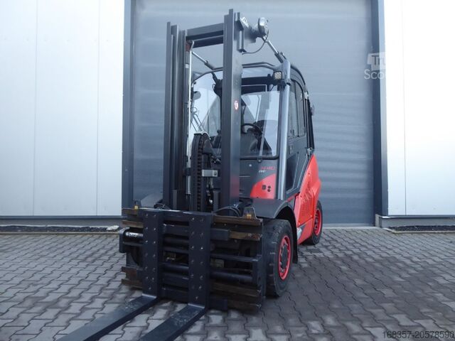 Frontgaffeltruck Linde H40D-02