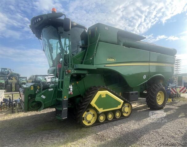 Maaidorser John Deere S 685 i
