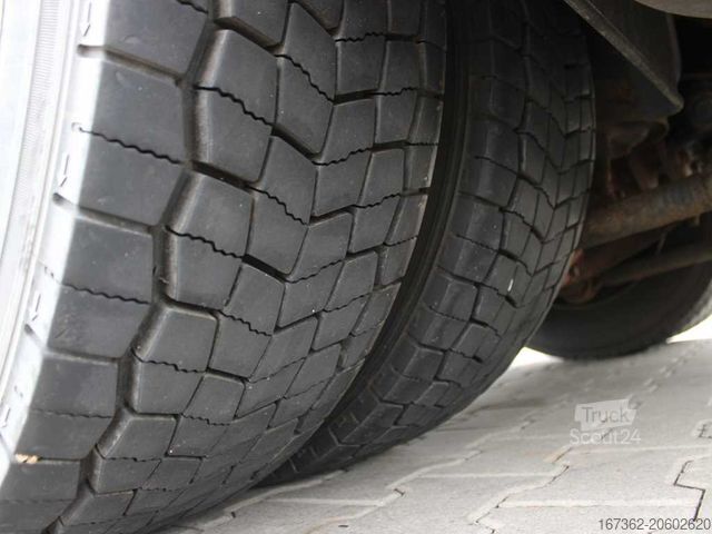 Autocamion cu caroserie tip cutie DAF FA 75360U, CARRIER SUPRA 550, AIR SUSPENSIONS