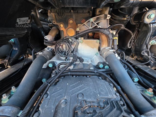 Nákladné vozidlo s výmennou nadstavbou MAN TGX 26.420 6x2-2 LL  / Intarder / Standklima