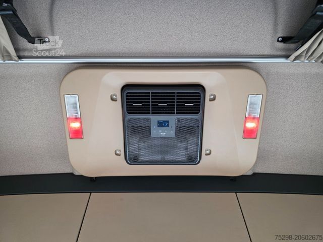 Camión con caja móvil MAN TGX 26.420 6x2-2 LL  / Intarder / Standklima