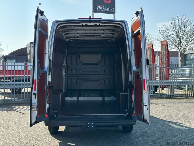 Bestelbus Volkswagen Crafter 2.0 L 140 PK Veel Opties Nieuw