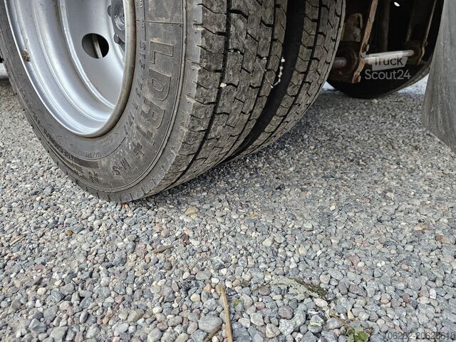 Pickup Mercedes-Benz 817/42AT7 Palfinger PK 5000 B Werkstatt