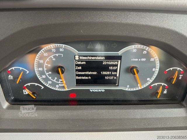 Andre VOLVO A25G Dumper 10.137 h Baujahr 2021