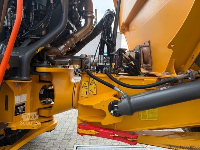 Andre VOLVO A25G Dumper 10.137 h Baujahr 2021