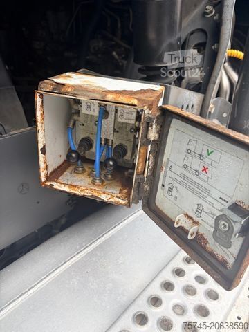 Volume trekker MERCEDES-BENZ ACTROS 1845 * RETARDER * EURO 1 * VERTS. SATTEL