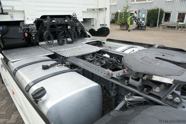 Стандартний тягач DAF XG 530 FT 4x2, Intarder, 2x Tank, Standklima