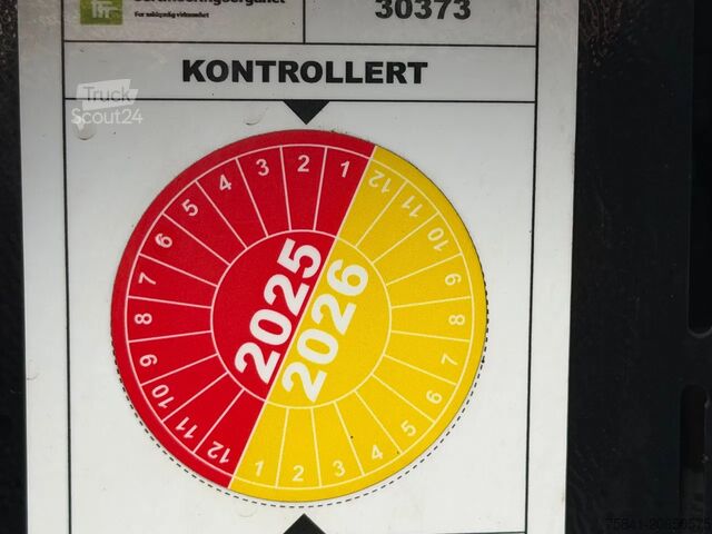 Tovornjak z žerjavom Volvo FH 540 8x4 EFFER 525/6S +JIB 4S + JOAB Haakarms...