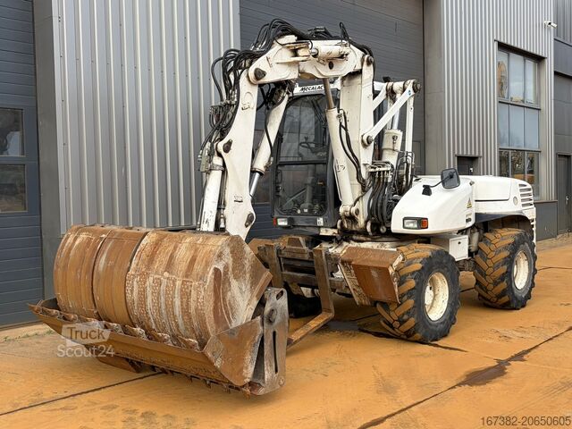 Hjulgrävare Mecalac 12MTX incl. 5 x bucket