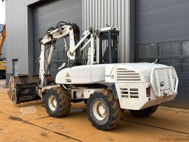 Hjulgrävare Mecalac 12MTX incl. 5 x bucket