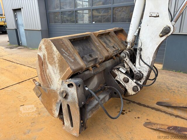 Hjulgrävare Mecalac 12MTX incl. 5 x bucket