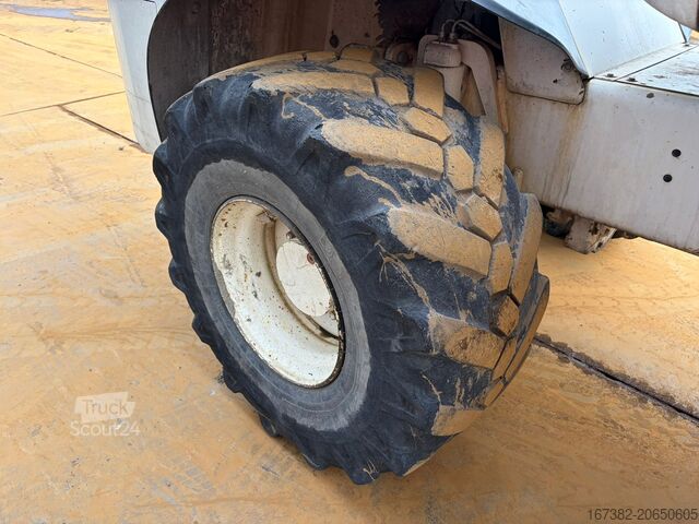 Hjulgrävare Mecalac 12MTX incl. 5 x bucket