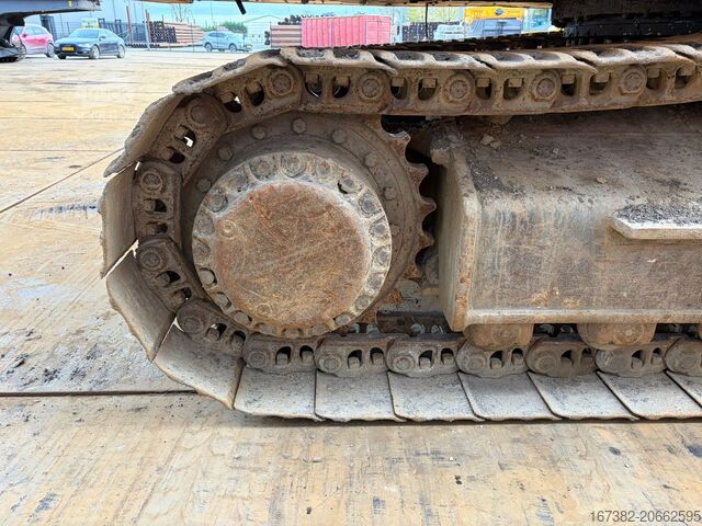 Гусеничный экскаватор Caterpillar 330C