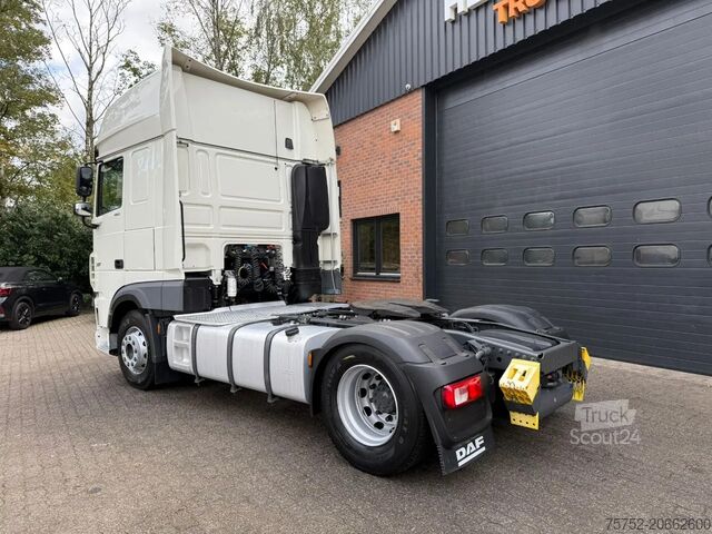 Standard-SZM DAF XF 480 SSC Super Space Smarttacho 2 2x tank LED...