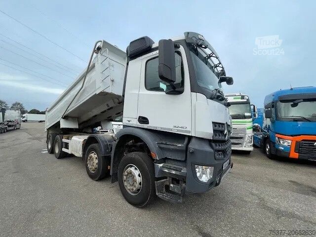 Tipper Mercedes-Benz Actros 3240 8X4,RHD,Edbro Dumper,spring suspens...