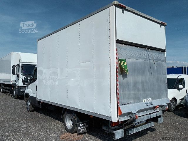 Камион-фургон IVECO 35C14