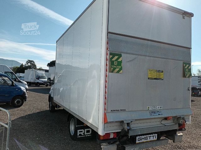 Skriňové nákladné vozidlo IVECO 35C14