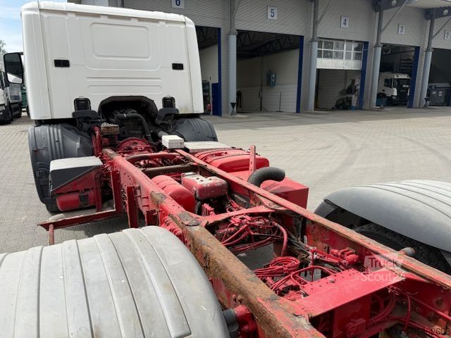 Châssis de camion SCANIA 360 94D