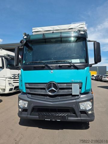 Tovorno vozilo s ravno platformo in ponjavo MERCEDES-BENZ Antos 2536 / Schiebe Plane / WENIG KM