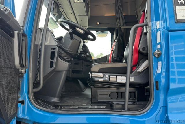 Trattore stradale standard RENAULT T520 4x2