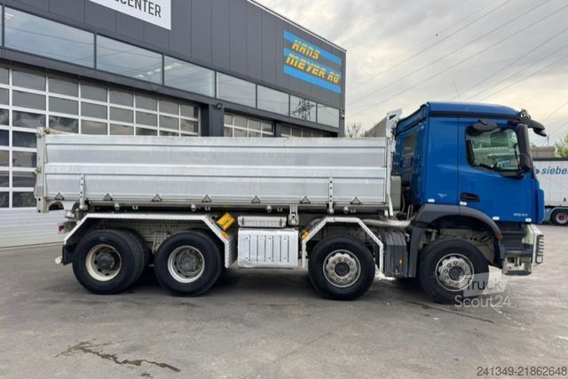 Sklápěcí vůz MERCEDES-BENZ Arocs 3246 8x4 Moser 3S