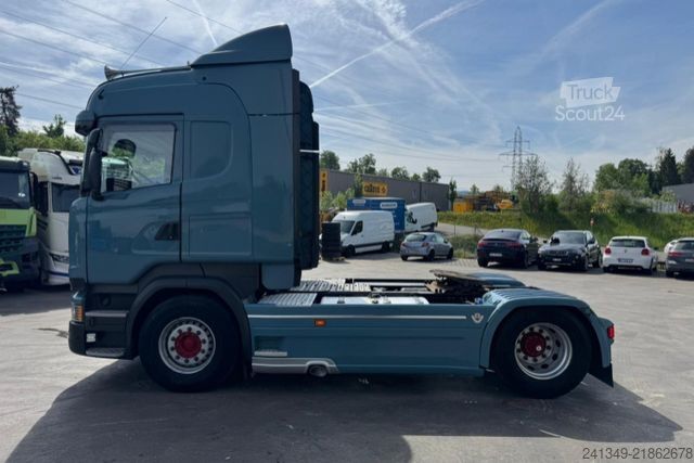 Standart çekici ünitesi SCANIA R520 V8 4x2
