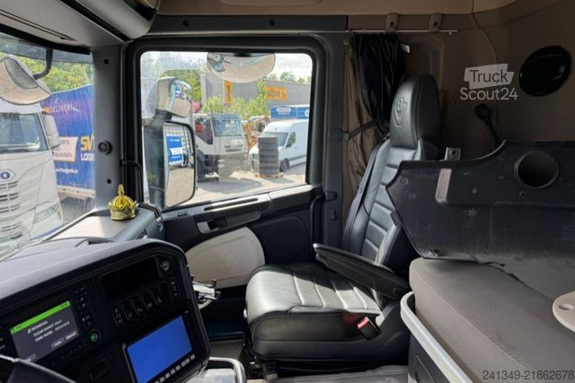 Standard SZM SCANIA R520 V8 4x2