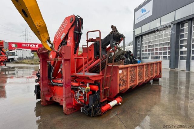 شاحنة نقل مخصصة Fassi FASSI | F210/5 Greiferleitung Hakenpalette
