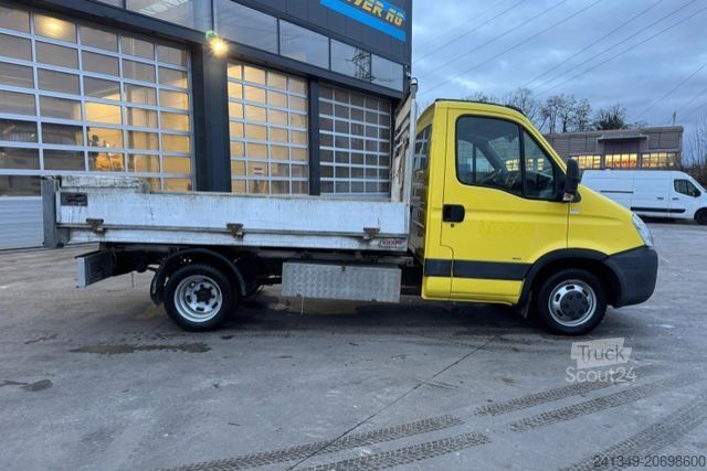 Furgoneta IVECO Daily 35C15 4x2