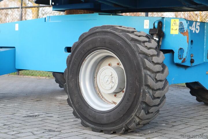Teleskopisk plattform Genie S-45 | 15.7 METER | 227 KG | GOOD CONDITION