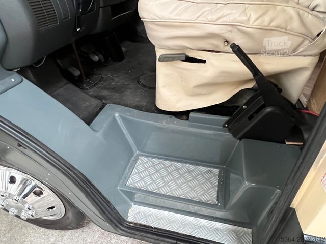 Integriertes Wohnmobil TABBERT FFB 680 Classic Fiat 2.5 Diesel Solar Hubbett Tv