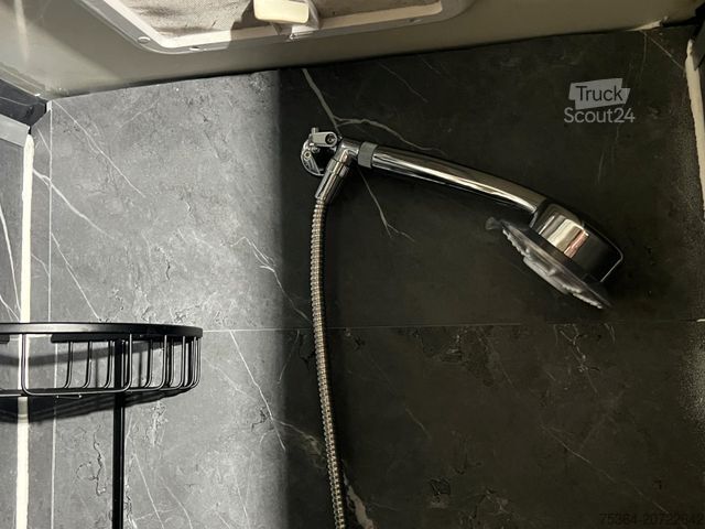 Integriertes Wohnmobil TABBERT FFB 680 Classic Fiat 2.5 Diesel Solar Hubbett Tv