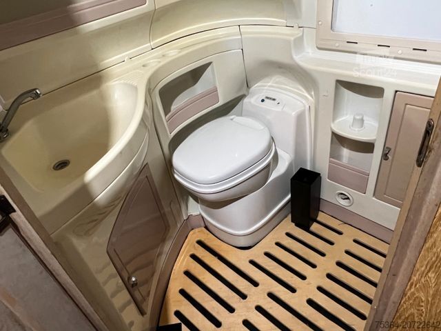 Integriertes Wohnmobil TABBERT FFB 680 Classic Fiat 2.5 Diesel Solar Hubbett Tv