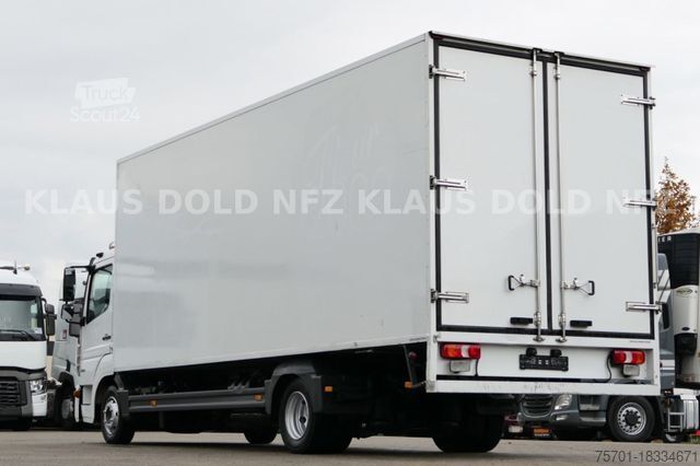 Furgoneta frigorífica MERCEDES-BENZ Atego 823 Kühlkoffer Blumenstransport Euro 6