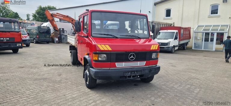 Three-way tipper van Mercedes-Benz 611 D  Meiller Kipper Tüv 2026