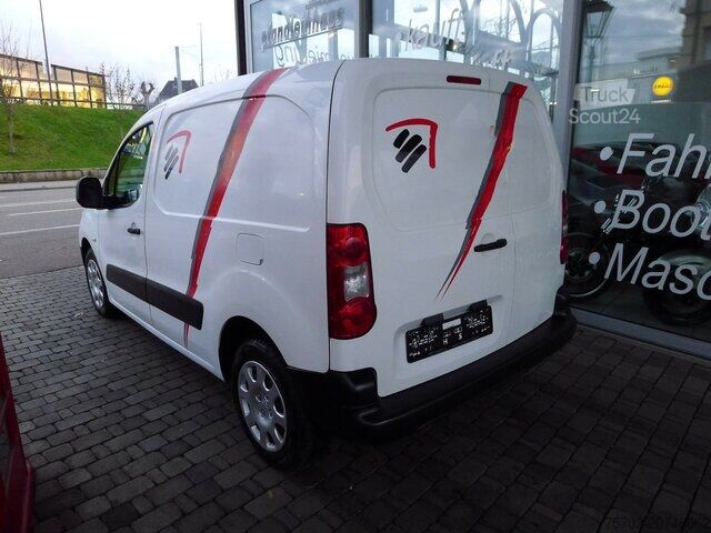 Aangepaste bestelwagen Peugeot Partner 3-Sitzer