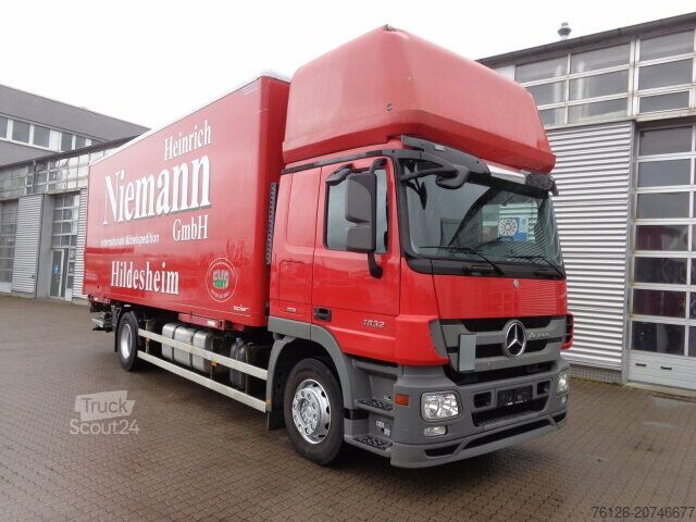 Wechselfahrgestell LKW Mercedes-Benz Actros 1832L Sitz-Liegen-Kombination/LBW/245Tkm