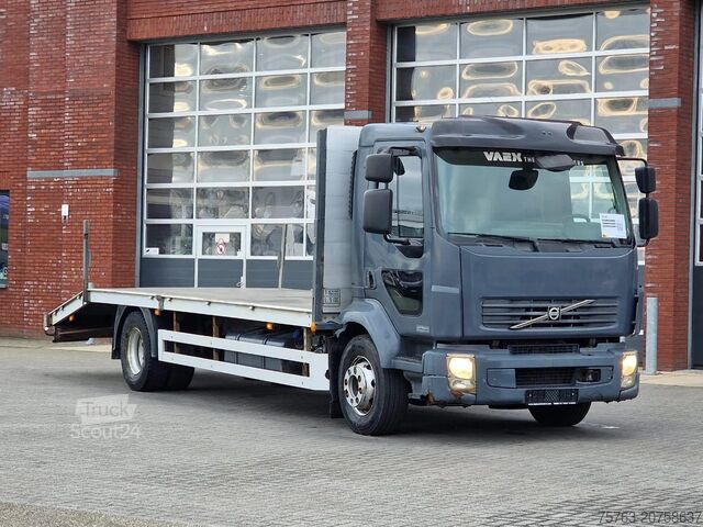 Autotransportieris Volvo FL 240 - 4x2 - Manual gearbox - Flatbed / Car t...